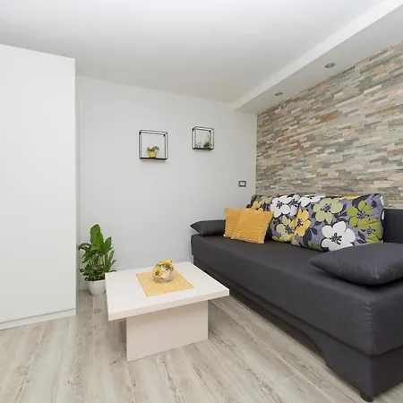 Apartment Premium Center Baska Voda