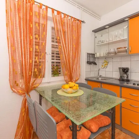Premium Center Apartment Baska Voda
