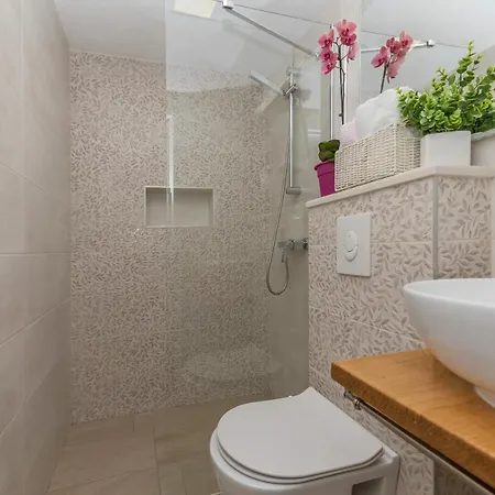 Premium Center Apartment Baska Voda